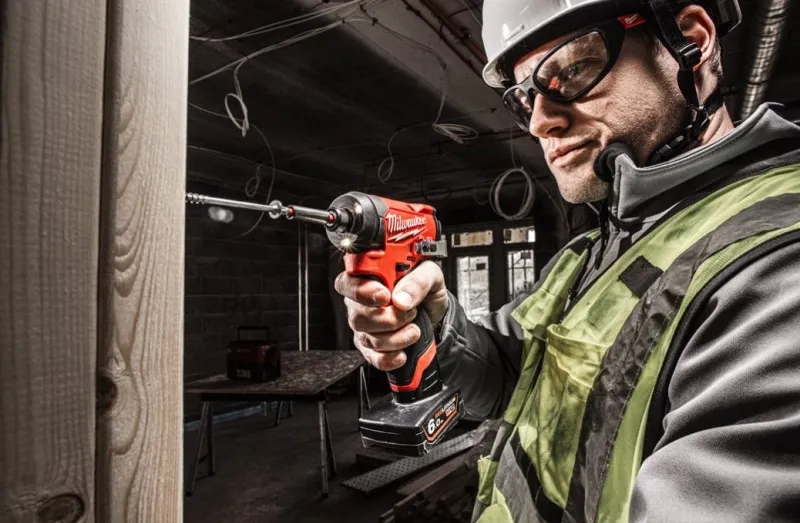 Шурупокрут ударний акумуляторний Milwaukee M12 FID2-0 (4933479876) - фото 3