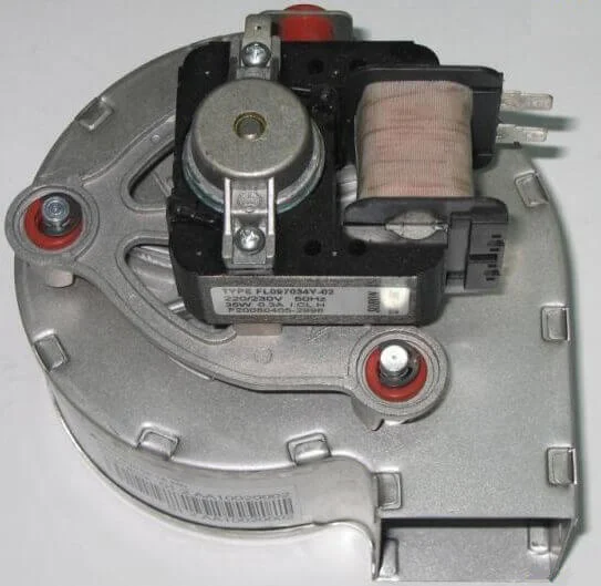 AA10020002 Вентилятор на газовий котел Zoom 18 кВт