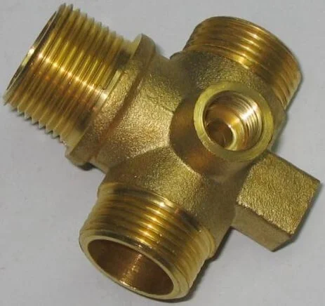 CB11030042 Вихід води на газовий котел Zoom