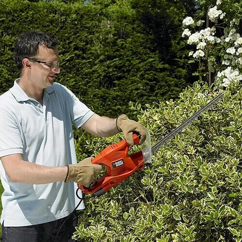 Электрический кусторез Black+Decker BEHT201 - фото 6
