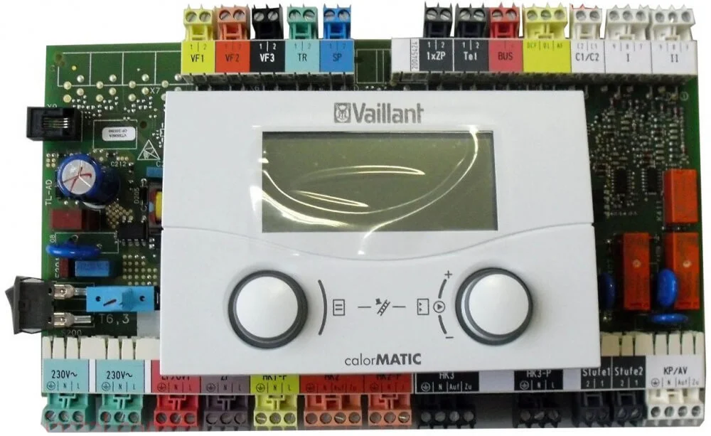 0020080472 Плата управління з дисплеєм на газовий котел Vaillant