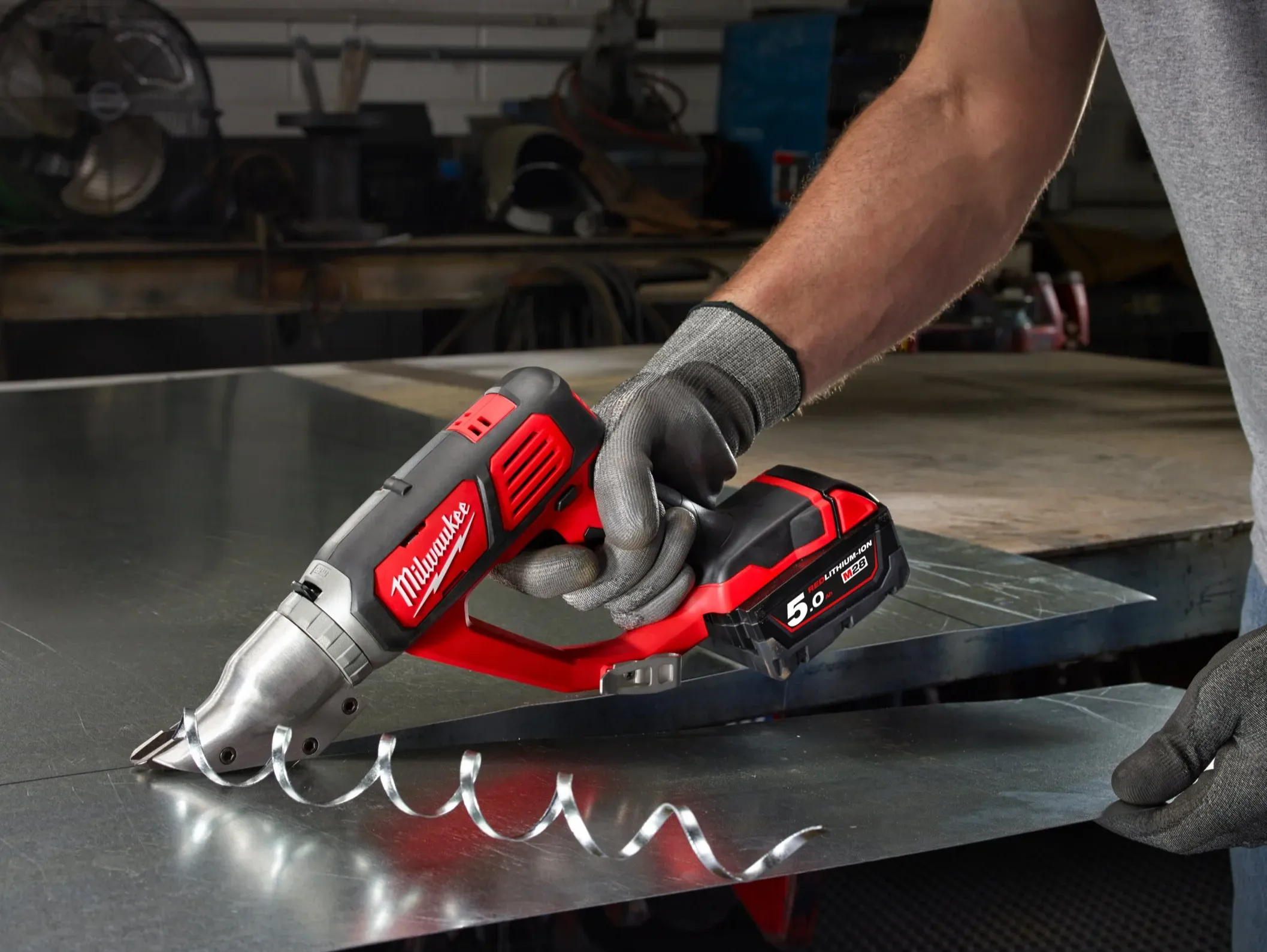 Аккумуляторные ножницы по металлу Milwaukee M18 BMS12-0, каркас - фото 6