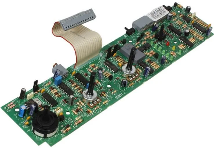 61010047 Плата керування на газовий котел Chaffoteaux Nectra