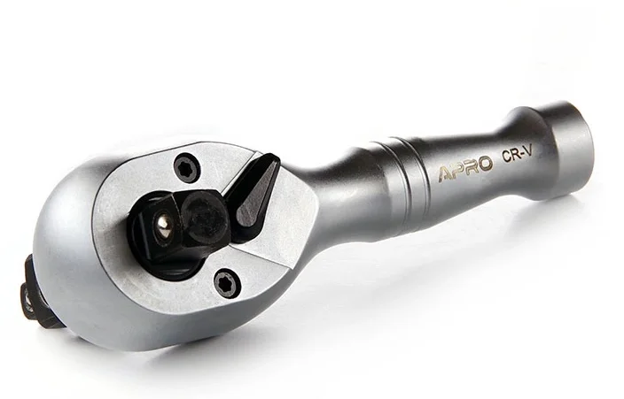 Тріскачка 1/2", 3/8", 1/4" 2-х стороння 72 зубця з металевою ручкою Apro 257025