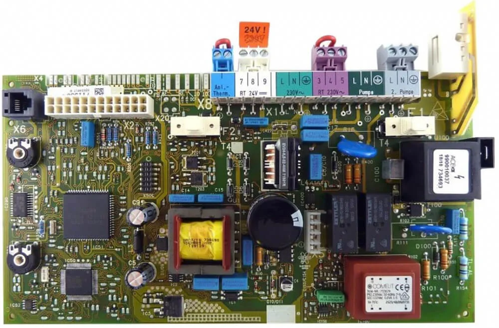 0020153826 Плата управління основна на газовий котел Vaillant