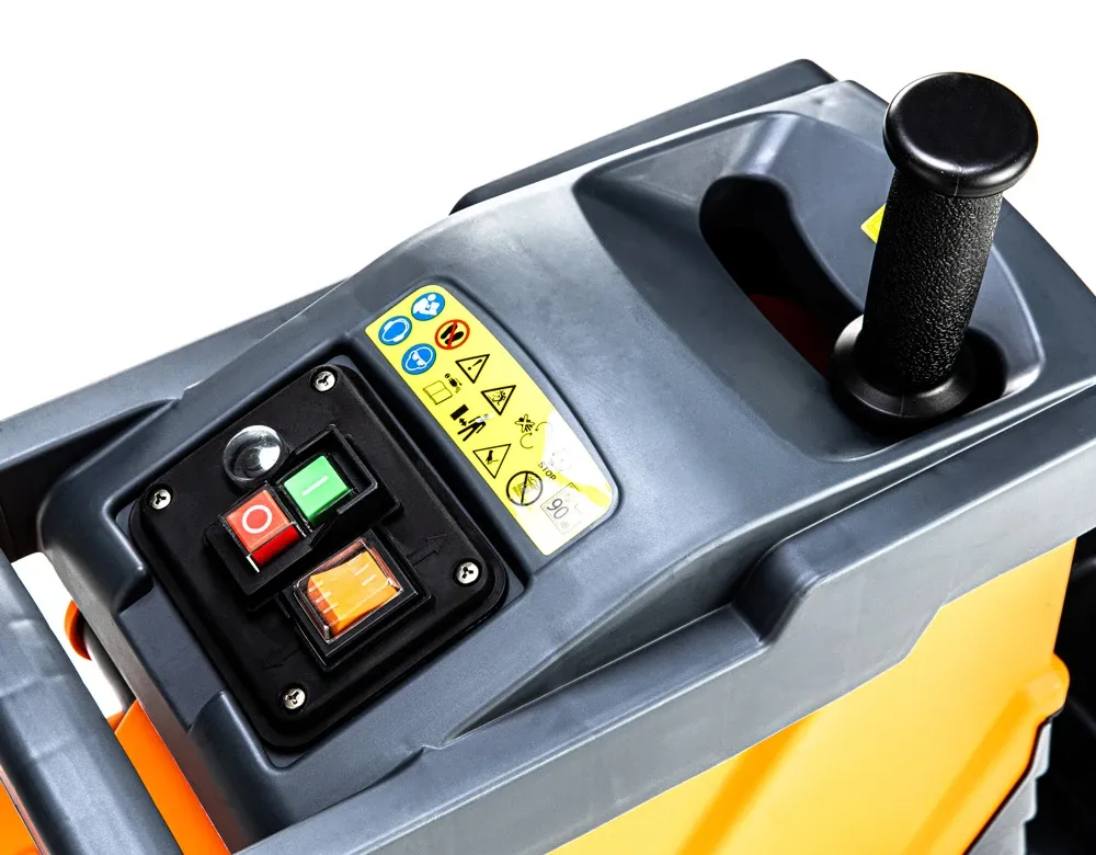 Щепоріз садовий GTM MS2800/45 фрезерний, 2.8 кВт