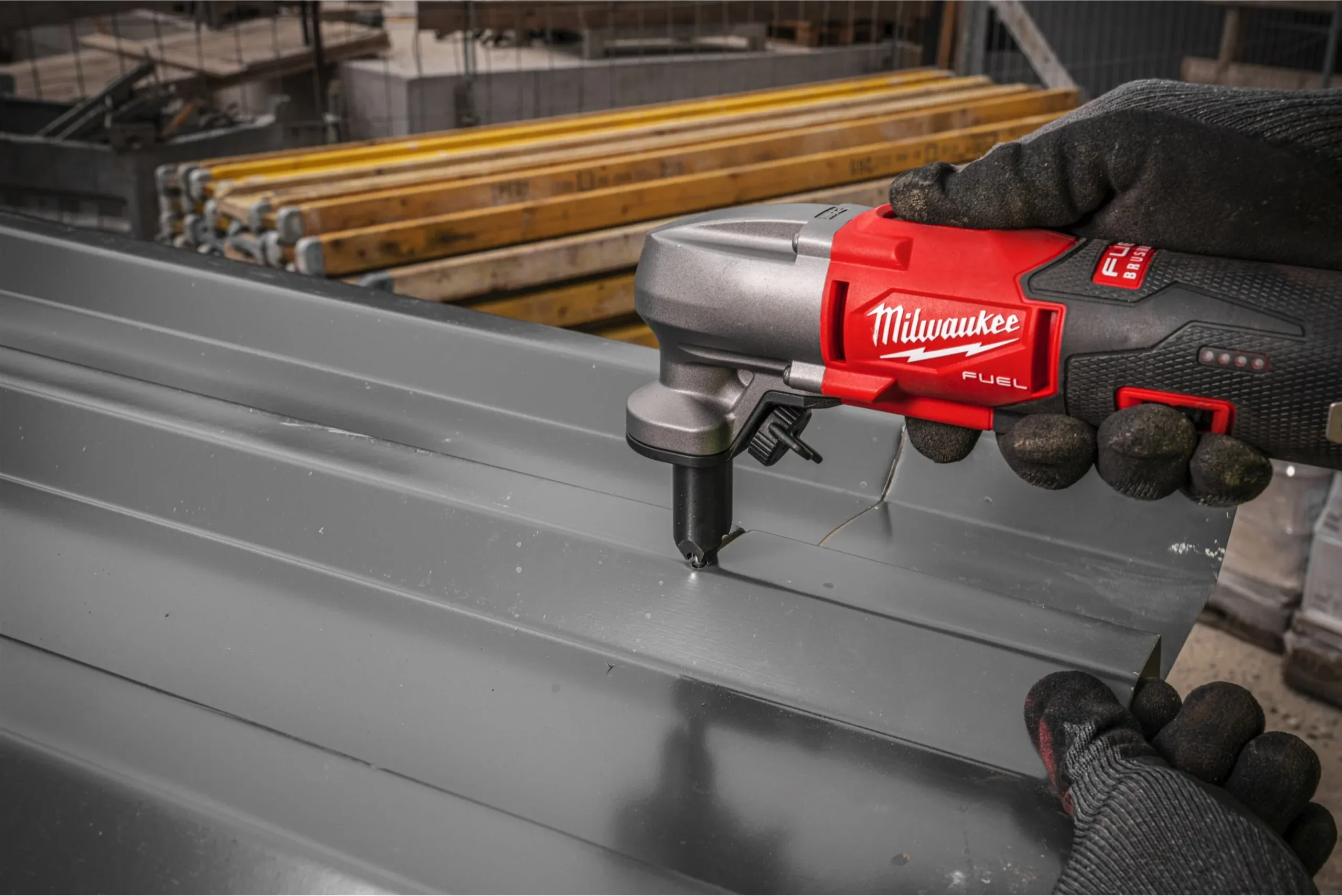 Ножницы высечные аккумуляторные Milwaukee M12 FNB16-0 - фото 8