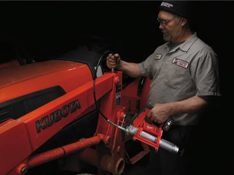 Акумуляторний шприц для змащування Milwaukee M12 GG-401B - фото 8