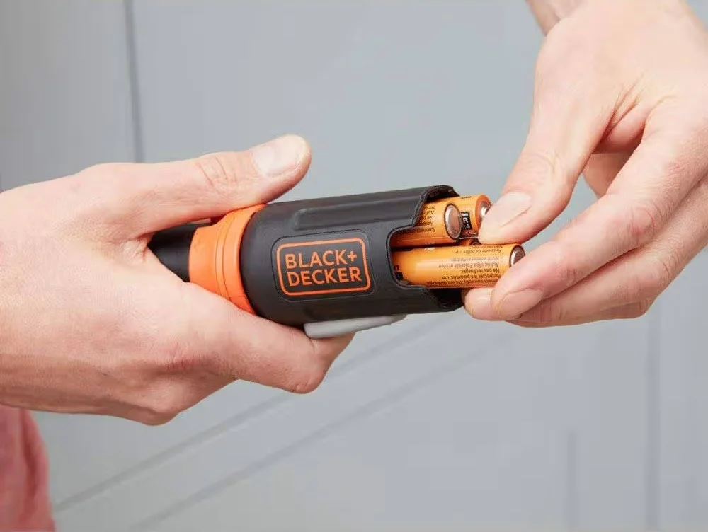 Акумуляторна викрутка Black+Decker BCF601C - фото 5