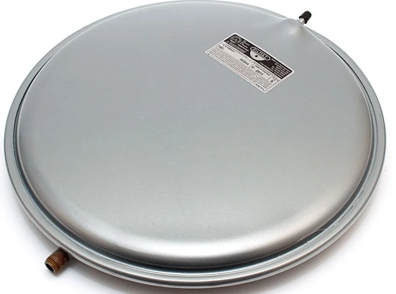 13C0000811 Розширювальний бак для навісних котлів Beretta 8 л.- ½"