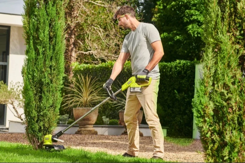 Тример садовий акумуляторний Ryobi ONE+ RY18LT33B-0