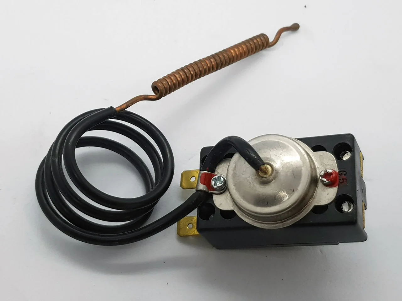 65150046 Термостат безпеки для водонагрівачів Ariston Ti-Shape 50, 80, 100 V(H) QB