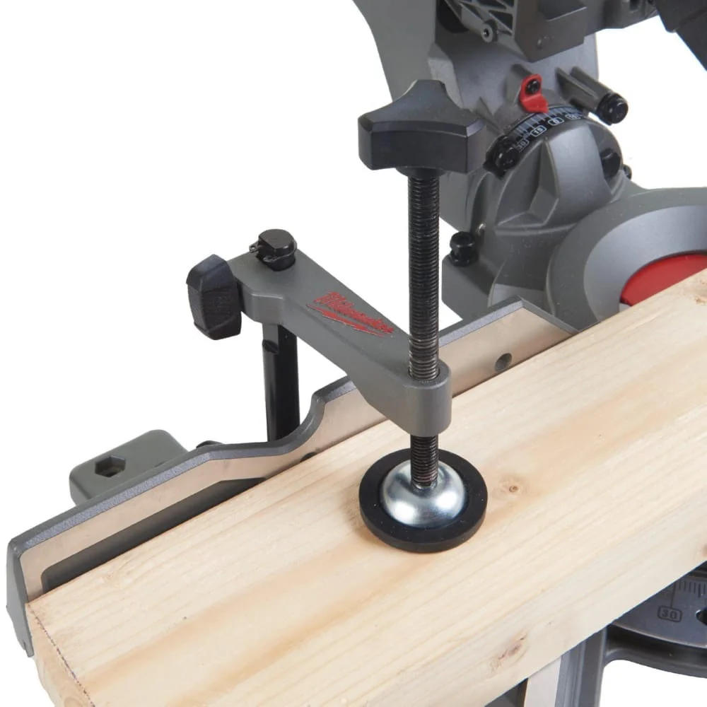Аккумуляторная торцовочная пила Milwaukee M18 FMS190-0