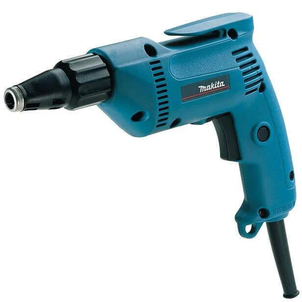 Мережевий шуруповерт Makita 6821