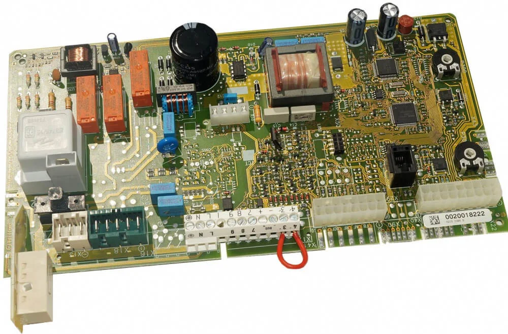 0020111353 Плата управління на конденсаційний газовий котел Vaillant