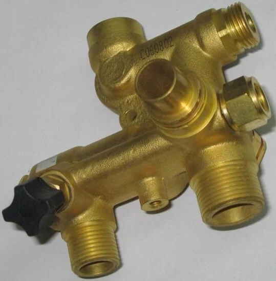 CB11030011 Гідрогрупа входу води на газовий котел Zoom