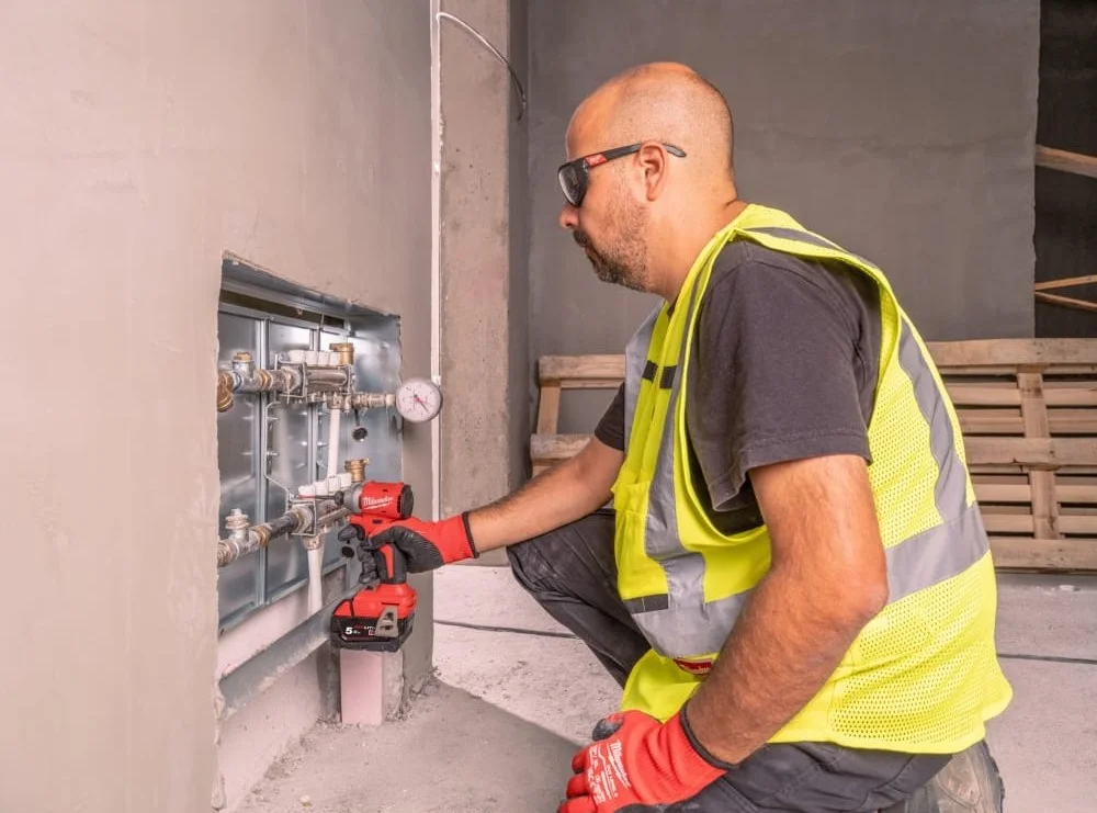 Акумуляторний ударний шуруповерт Milwaukee M18 BLIDRC-0 - фото 5
