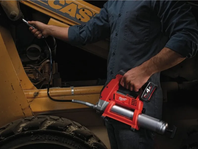 Акумуляторний шприц для змащування Milwaukee M12 GG-401B - фото 10