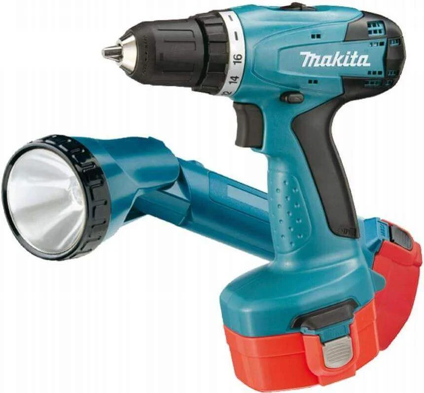 Акумуляторний дриль-шуруповерт Makita 6281DWALE