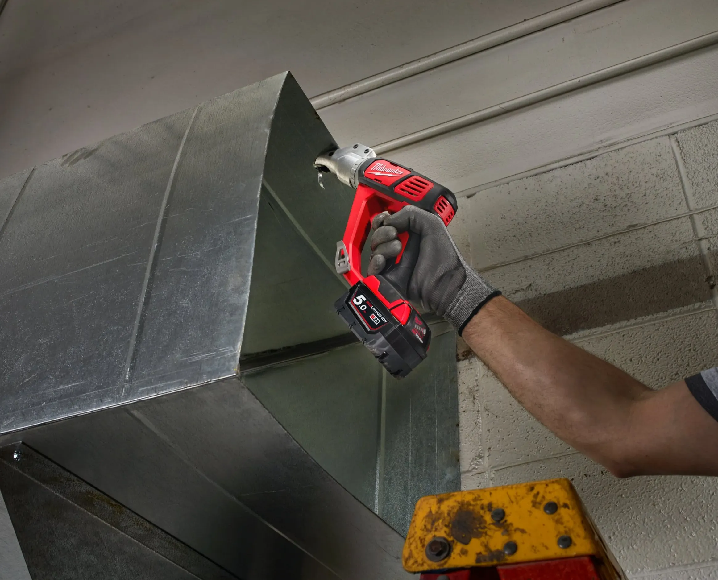 Аккумуляторные ножницы по металлу Milwaukee M18 BMS12-0, каркас - фото 5
