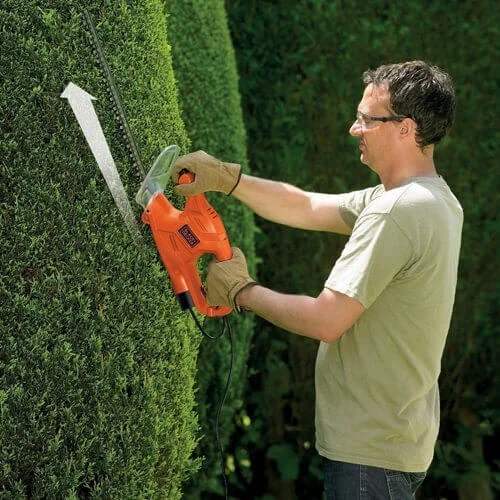 Электрический кусторез Black+Decker BEHT201 - фото 5