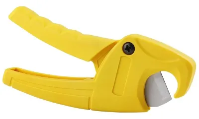 Труборез для пластиковых труб Ø 0-28 мм Stanley (0-70-450)